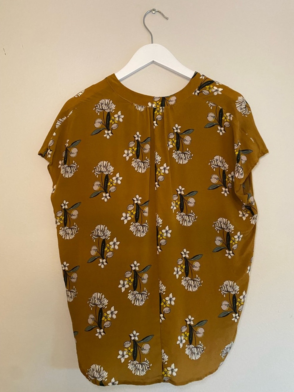 Amour Vert Silk Floral Cap Sleeve Blouse Size Small Ochre Mustard Yellow - Picture 4 of 7